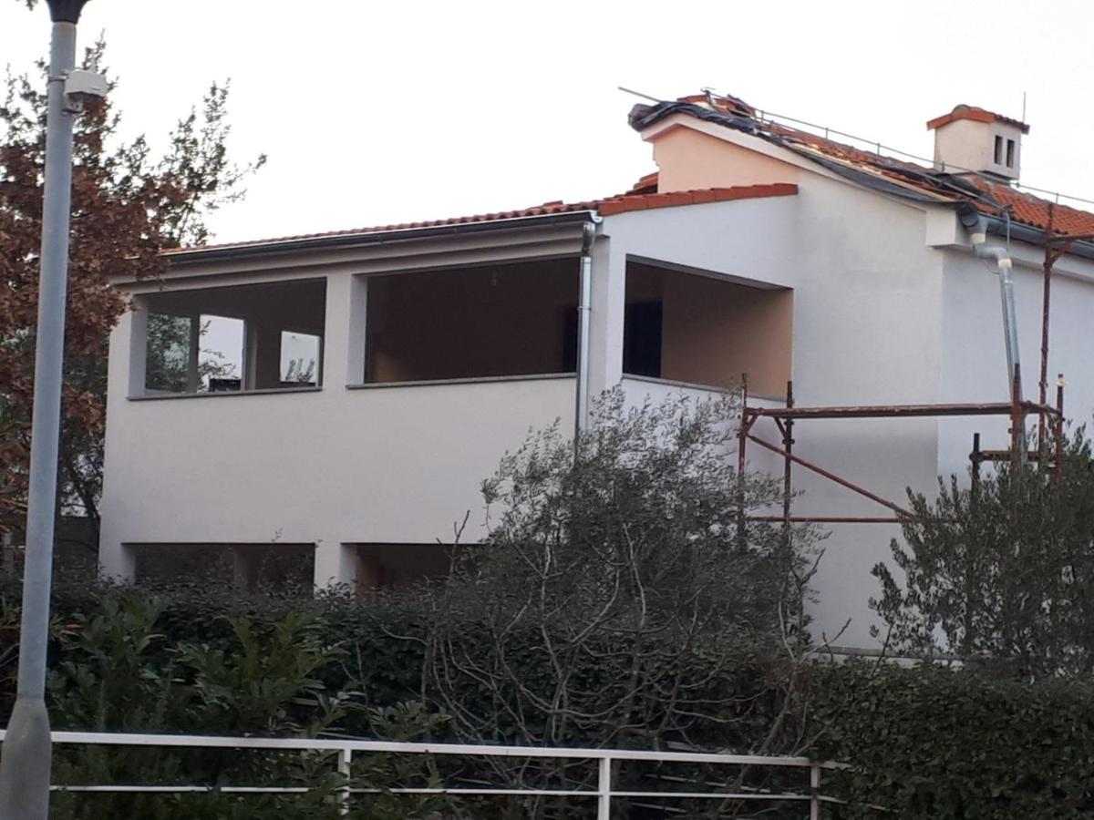 Ferienwohnung Relax Zone III Malinska Exterior foto