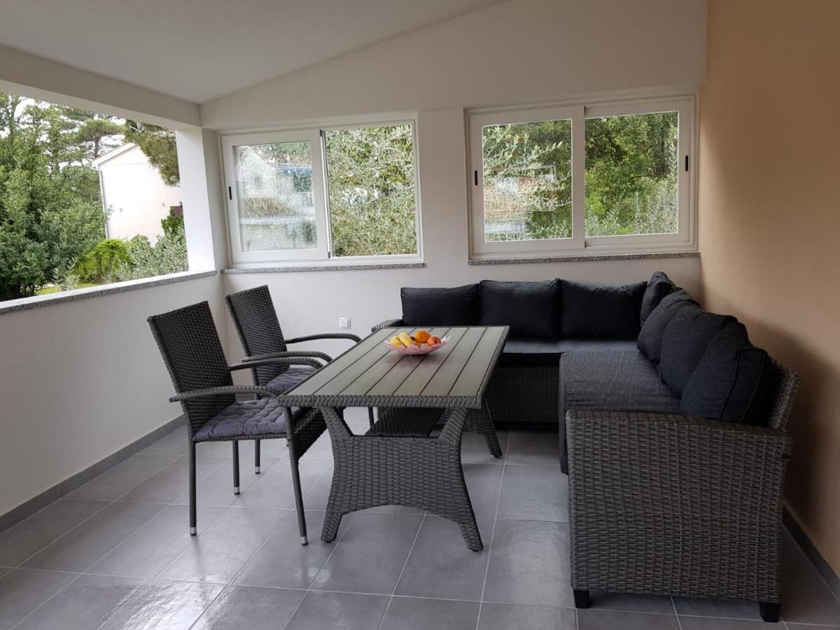 Ferienwohnung Relax Zone III Malinska Exterior foto