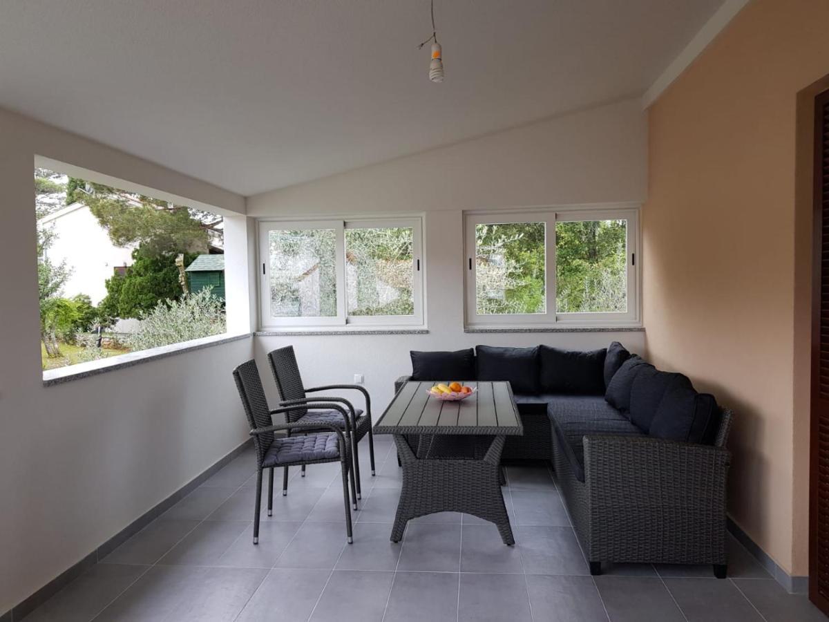 Ferienwohnung Relax Zone III Malinska Exterior foto